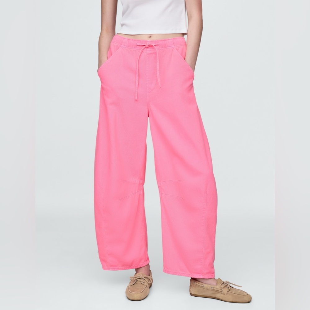 Gap Mid Rise Easy Horseshoe Jeans